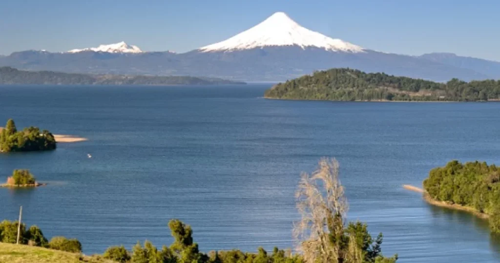 Más de 9.500 en venta: cuenca del Lago Llanquihue concentra la mayor oferta de parcelaciones del país